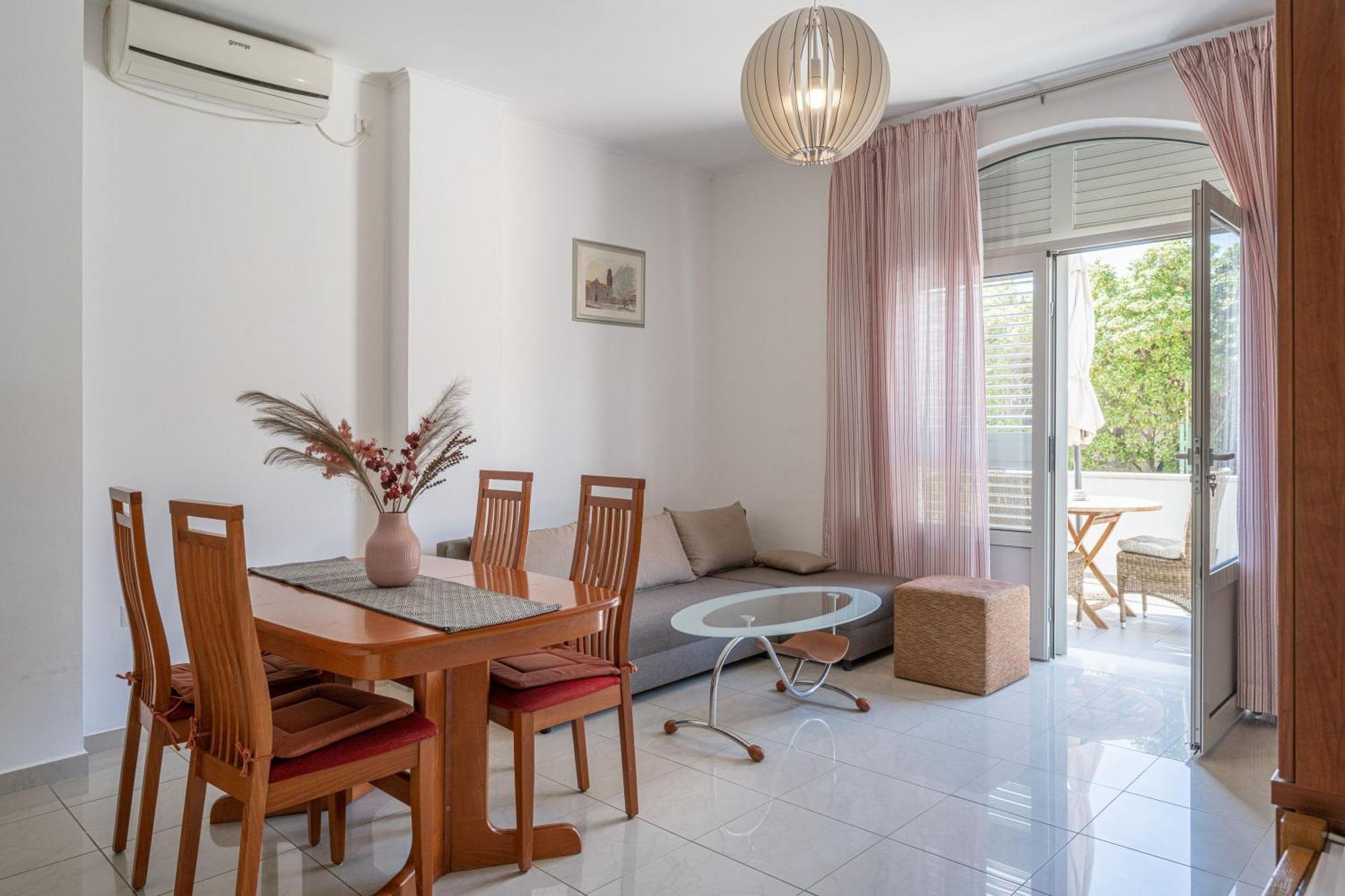 Apartments K & N Prižba Zewnętrze zdjęcie